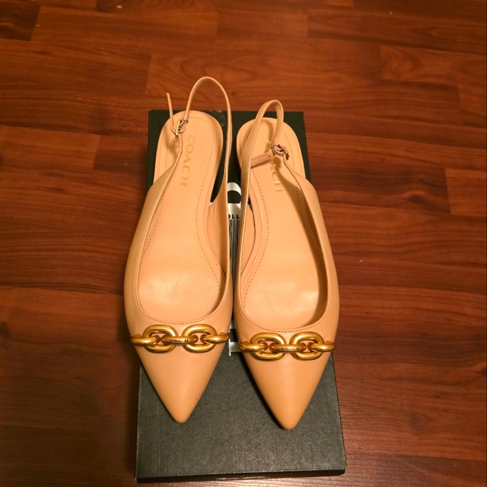 Coach "Veronica Skimmer" Flats with Box. Size 8.5. Floor Sample